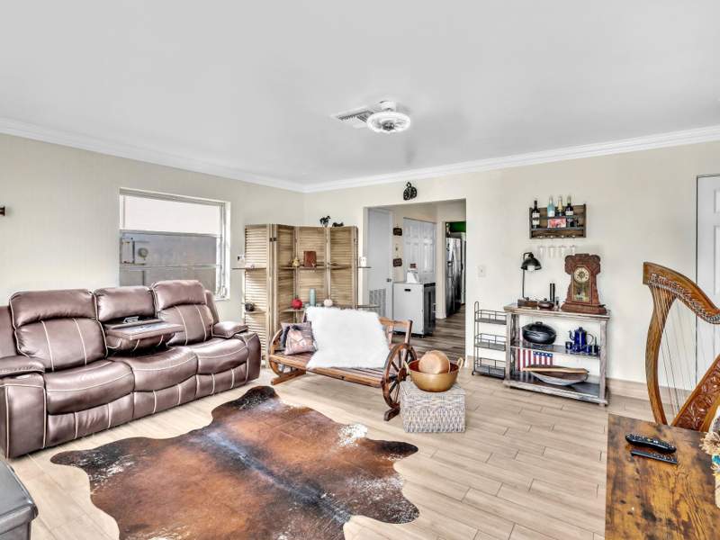 2 bedroom Single Family Residence at 1907 SW 22nd Avenue, Palm Beach Leisureville Sec 10, Boynton Beach — photo 4