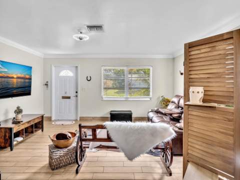 1907 SW 22nd Avenue, Boynton Beach FL - photo 7 of 63
