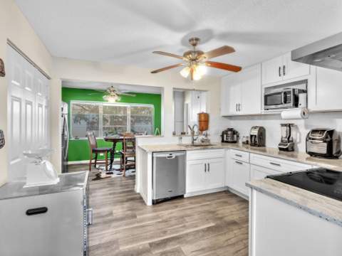 1907 SW 22nd Avenue, Boynton Beach FL - photo 17 of 63