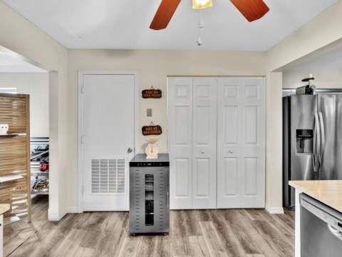 1907 SW 22nd Avenue, Boynton Beach FL - photo 18 of 63