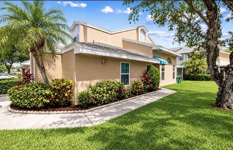 3 bedroom Townhouse at 7057 Woodmont Way #7057, Cypress At Woodmont III, Tamarac — photo 3