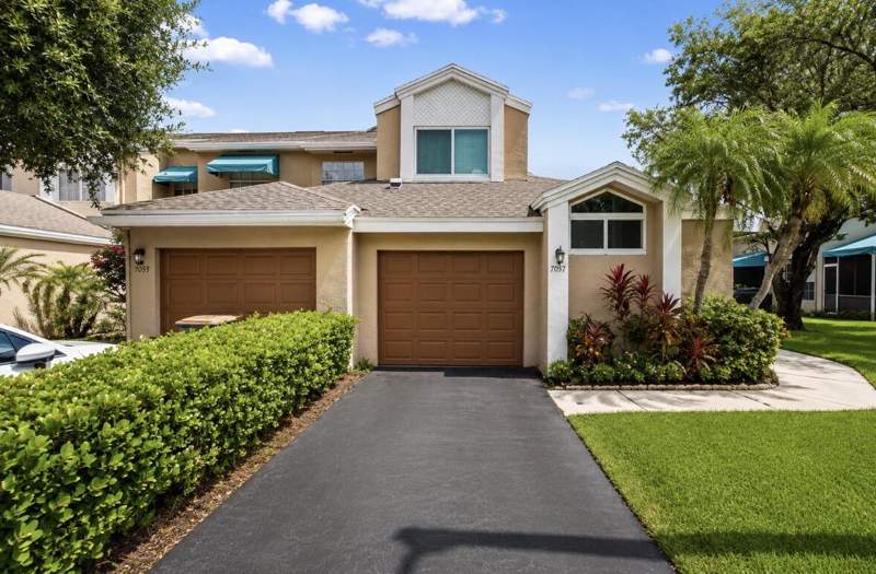 3 bedroom Townhouse at 7057 Woodmont Way #7057, Cypress At Woodmont III, Tamarac — photo 2