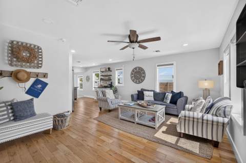 1305 N Palmway, Lake Worth Beach FL - photo 10 of 57