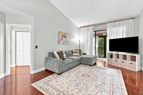 4111 Coral Tree Circle #321, Coconut Creek FL - photo 8 of 29