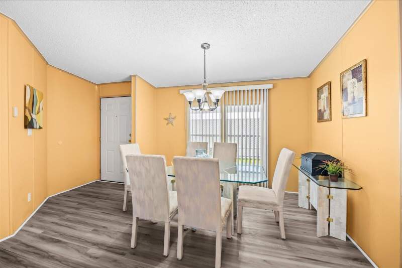 2 bedroom Manufactured Home at 3793 Satinwood Court, Savanna Club Plat III, Port St. Lucie — photo 5