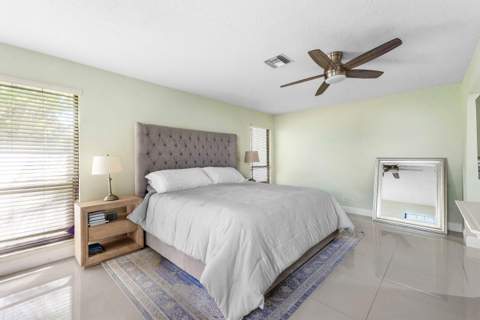 6387 Eastpointe Pines Street, Palm Beach Gardens FL - photo 11 of 20