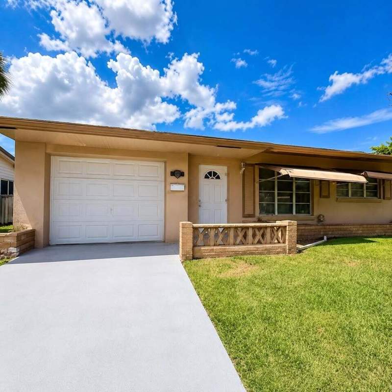 2 bedroom Single Family Residence at 4603 NW 49th Street, Mainlands Of Tamarac Lakes, Tamarac — photo 2