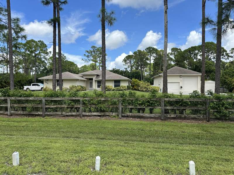 3 bedroom Single Family Residence at 16193 72nd Road, Loxahatchee, Loxahatchee — photo 3
