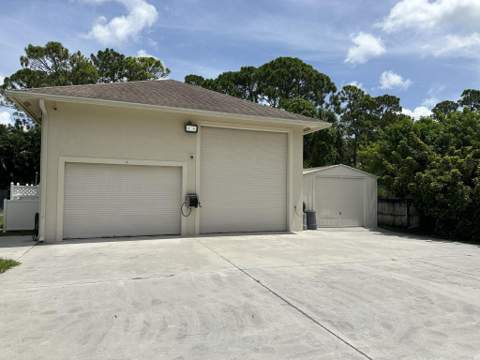 16193 72nd Road, Loxahatchee FL - photo 6 of 56