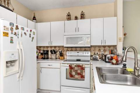 11912 Royal Palm Boulevard, Coral Springs FL - photo 10 of 35