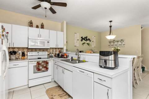 11912 Royal Palm Boulevard, Coral Springs FL - photo 9 of 35