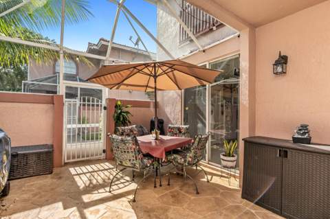 11912 Royal Palm Boulevard, Coral Springs FL - photo 7 of 35
