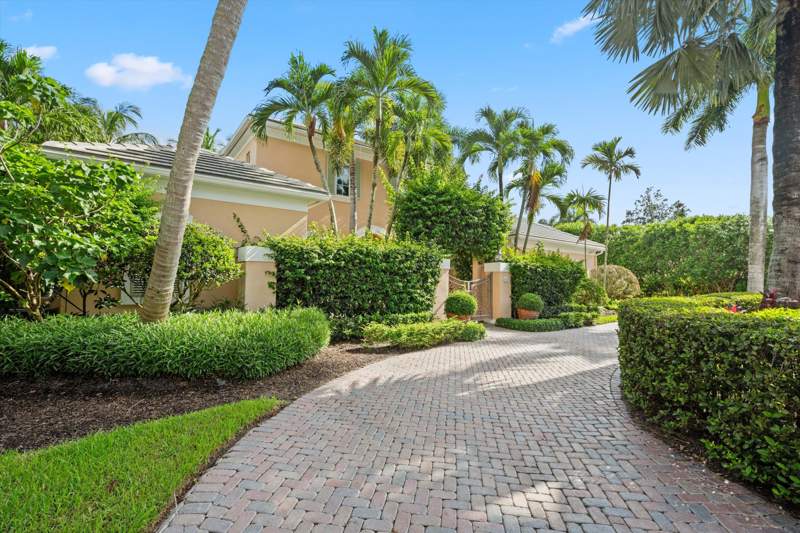 4 bedroom Single Family Residence at 12893 Mizner Way, Mizner Estates Of Palm Beach Polo & Coun, Wellington — photo 3