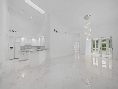 1580 SW Harbour Isles Circle, Port St. Lucie FL - photo 11 of 33