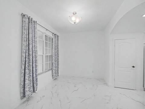1580 SW Harbour Isles Circle, Port St. Lucie FL - photo 13 of 33