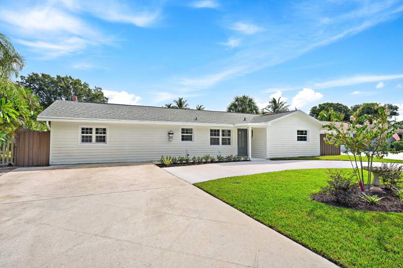3 bedroom Single Family Residence at 109 E Riverside Drive, Riverside Drive Park, Jupiter — photo 3