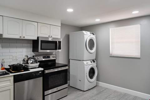 2850 Forest Hills Boulevard #211, Coral Springs FL - photo 10 of 24