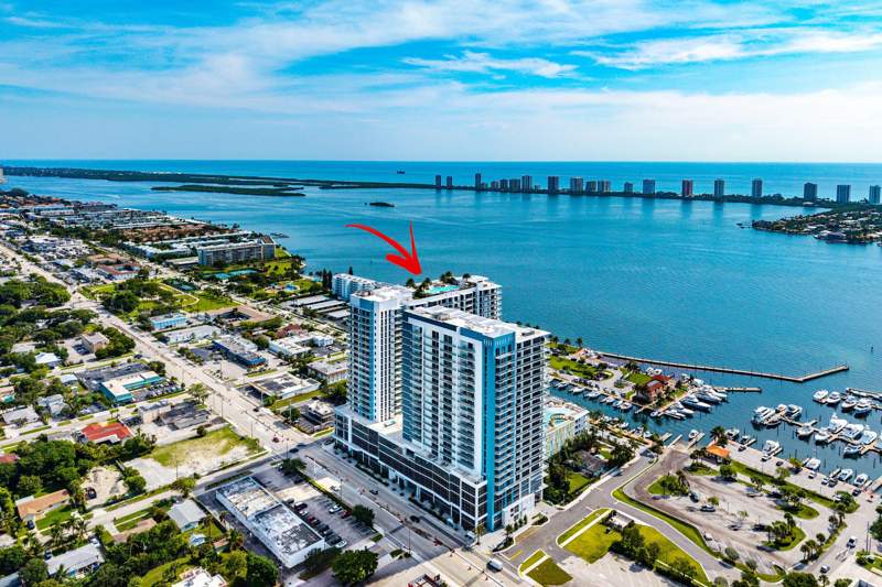 2 bedroom Condominium at 220 Lake Shore Dr Drive #1107, Nautilus 220 Condo, Lake Park — photo 4