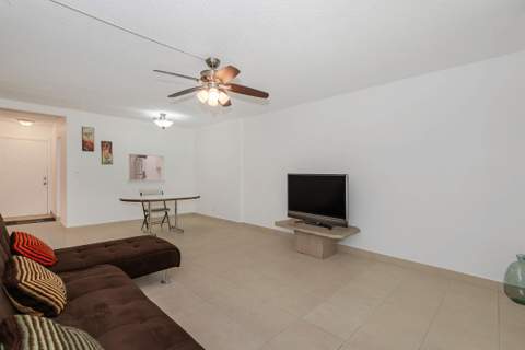 1000 NE 12th Avenue #104, Hallandale Beach FL - photo 7 of 25