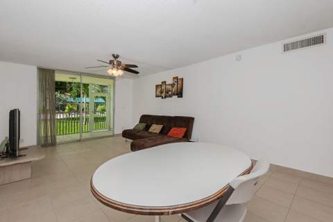 1000 NE 12th Avenue #104, Hallandale Beach FL - photo 8 of 25
