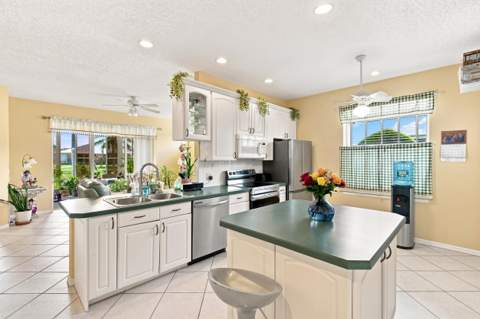 532 NW Portofino Lane, Port St. Lucie FL - photo 17 of 61