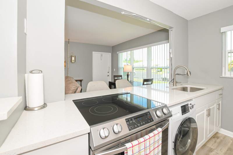 1 bedroom Condominium at 911 SAVANNAS POINT Drive #C, HIGH POINT OF FORT PIERCE CONDOMINIUM SECTION 1, Fort Pierce — photo 1