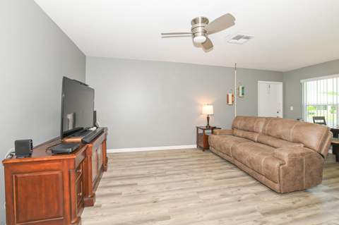 911 SAVANNAS POINT Drive #C, Fort Pierce FL - photo 8 of 42