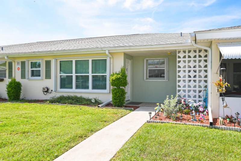 1 bedroom Condominium at 911 SAVANNAS POINT Drive #C, HIGH POINT OF FORT PIERCE CONDOMINIUM SECTION 1, Fort Pierce — photo 5