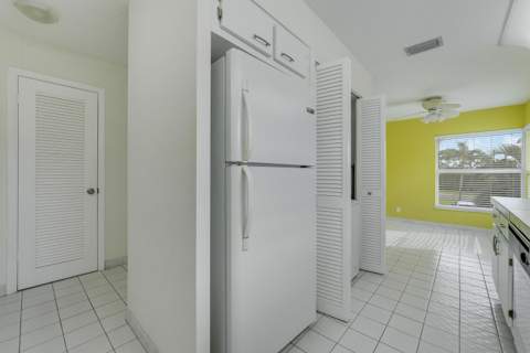 13679 Date Palm Court #B, Delray Beach FL - photo 14 of 46
