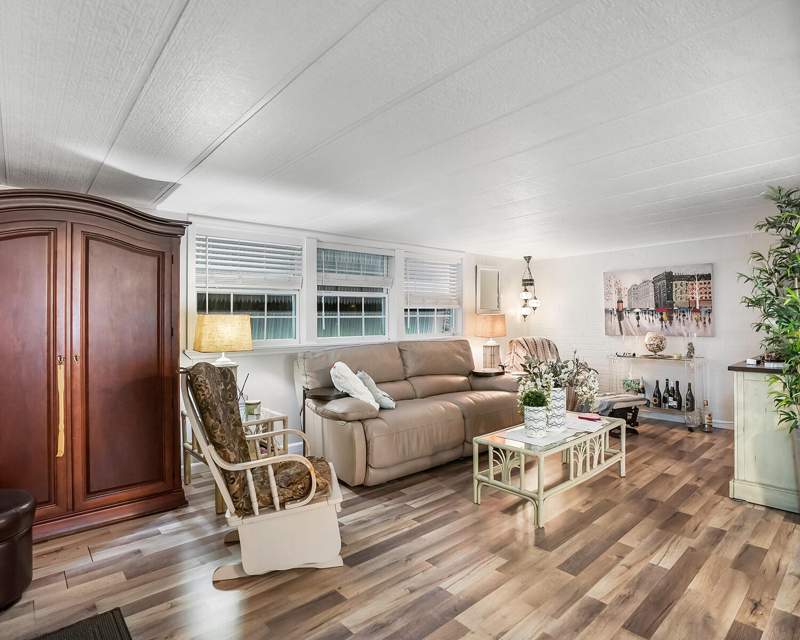 3 bedroom Mobile Home at 8500 SW 18th Place, Park City Sec Two, Davie — photo 4
