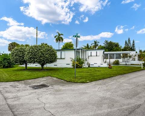8500 SW 18th Place, Davie FL - photo 13 of 30
