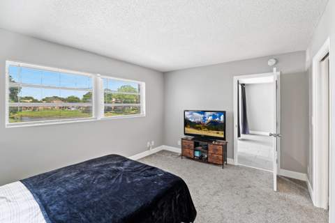 2850 Forest Hills Boulevard #211, Coral Springs FL - photo 19 of 24