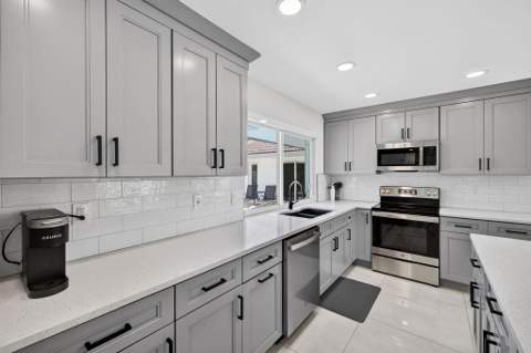 6351 NE 22nd Avenue, Fort Lauderdale FL - photo 23 of 63