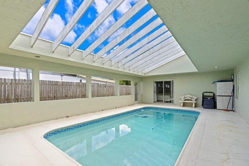 4 bedroom Single Family Residence at 328 Hastings Street, Delray Mnr, Boca Raton — photo 5