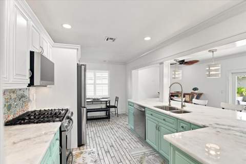 1736 NW 39th Street, Oakland Park FL - photo 14 of 56