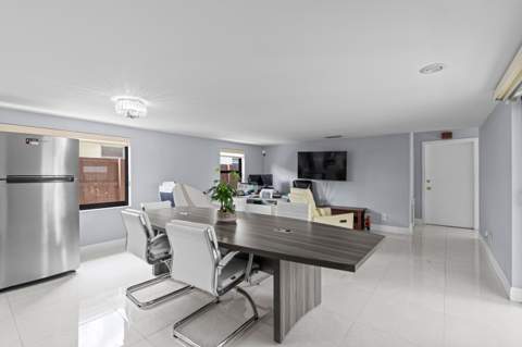 328 Hastings Street, Boca Raton FL - photo 11 of 38