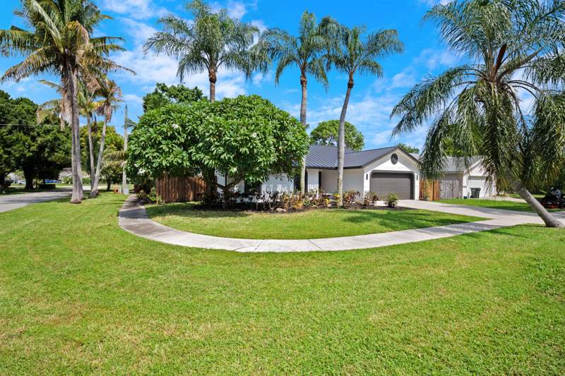 3 bedroom Single Family Residence at 7620 Texas Trail, Hidden Valley Sec 4, Boca Raton — photo 2