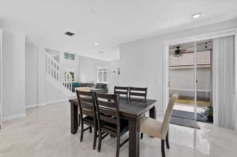 5040 Heron Place, Coconut Creek FL - photo 8 of 39