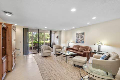 61 Eastgate Drive #C, Boynton Beach FL - photo 9 of 59