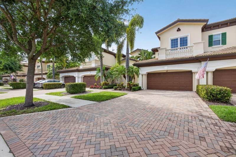 2 bedroom Condominium at 111 Tresana Boulevard #29, Jupiter Country Club Condo II, Jupiter — photo 2