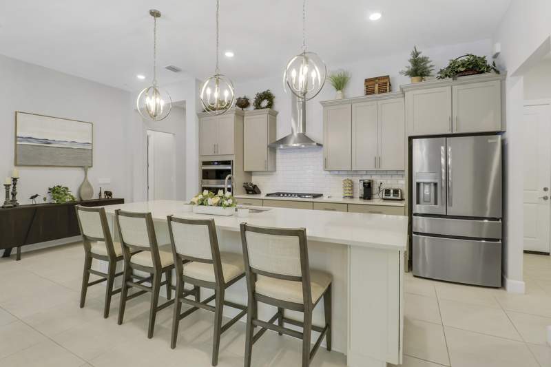 3 bedroom Single Family Residence at 540 SE Villandry Way, Veranda Gardens East Phase 4, Port St. Lucie — photo 4