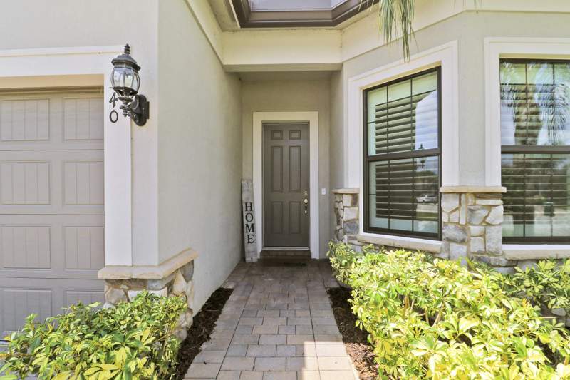 3 bedroom Single Family Residence at 540 SE Villandry Way, Veranda Gardens East Phase 4, Port St. Lucie — photo 2