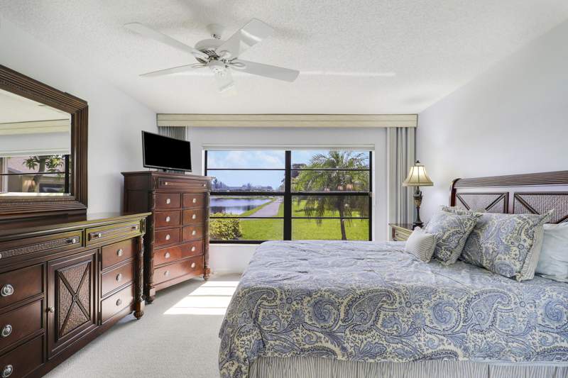 2 bedroom Single Family Residence at 5481 Mirror Lakes Boulevard, Mirror Lakes Pl 2, Boynton Beach — photo 4