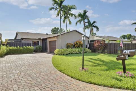 5481 Mirror Lakes Boulevard, Boynton Beach FL - photo 8 of 50