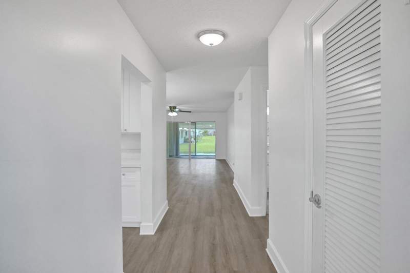 2 bedroom Villa at 1050 NW 87th Avenue #B141, Lauderdale West Condo No Xii, Plantation — photo 4