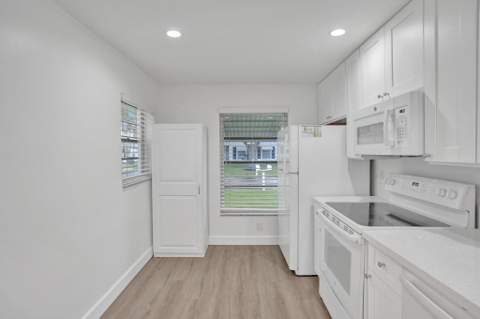 1050 NW 87th Avenue #B141, Plantation FL - photo 7 of 34