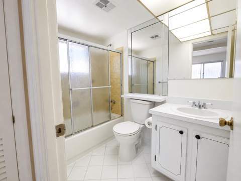 3051 Sunrise Lakes Drive #203, Sunrise FL - photo 8 of 23