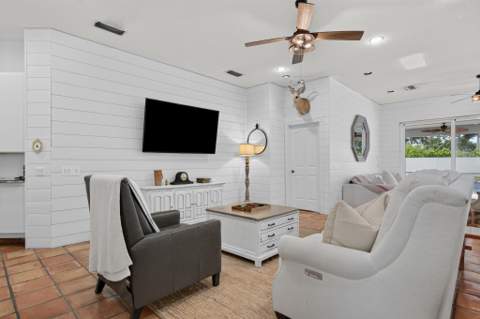 218 Hampton Court, Jupiter FL - photo 9 of 32