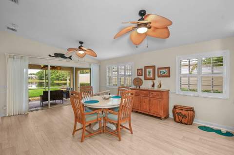 8557 SE Retreat Drive, Hobe Sound FL - photo 10 of 22