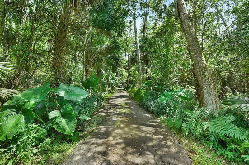 4 bedroom Single Family Residence at 17475 Hammock Lane, HIDDEN ACRES, Port St. Lucie — photo 4